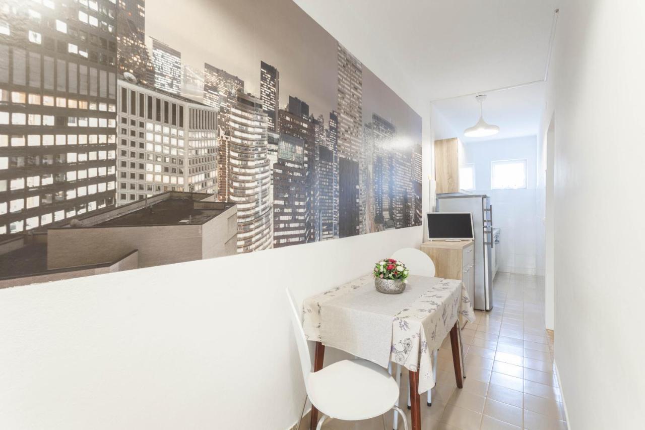 Apartments Maras Makarska Habitación foto